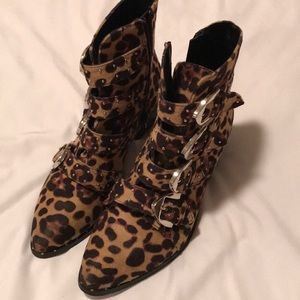 Leopard booties